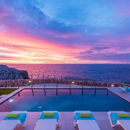 Agata By * Cala en Forcat